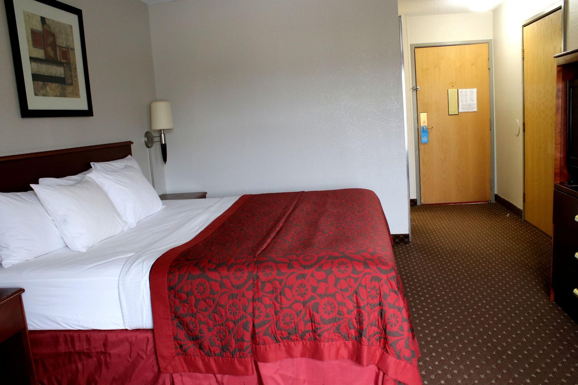 Days Inn & Suites By Wyndham Bloomington/Normal Il Dış mekan fotoğraf